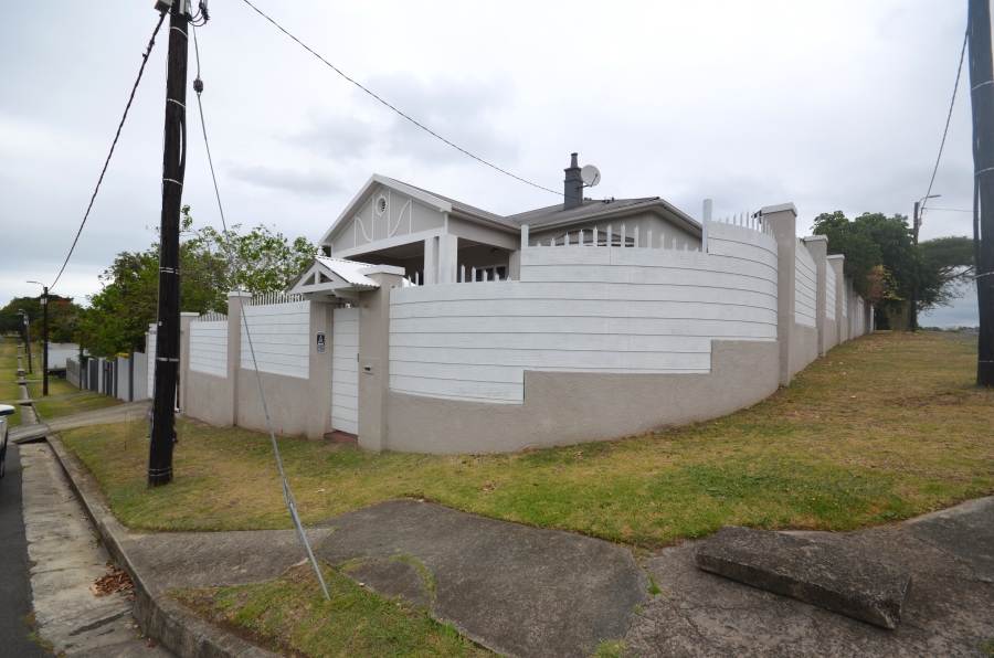 5 Bedroom Property for Sale in Bonnie Doone Eastern Cape
